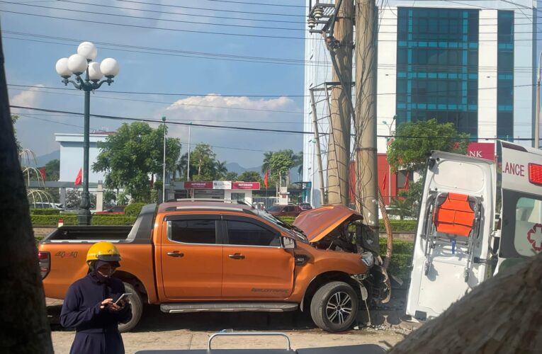 Video cận cảnh vụ tai nạn ở Kim Sơn Đông Triều cũ