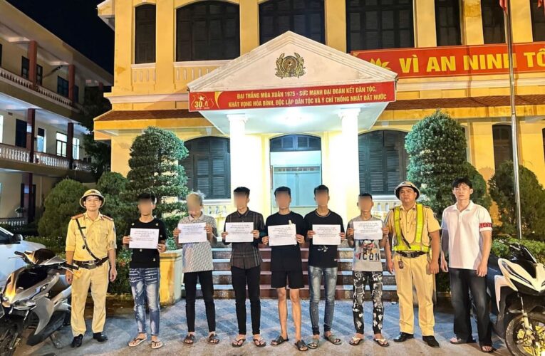 Phạt nhóm thanh thiếu niên điều khiển xe máy lạng lách, đánh võng tại Quảng Yên tổng số tiền 30 triệu đồng