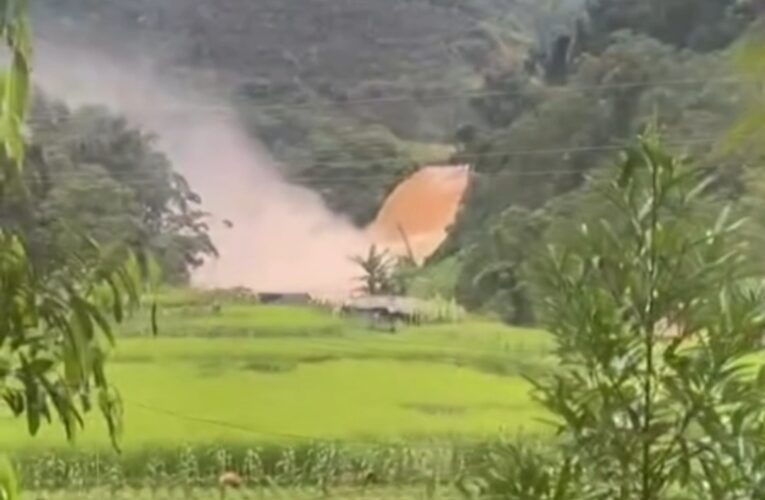 Video:Vỡ đập  Tràng Định – Lạng Sơn