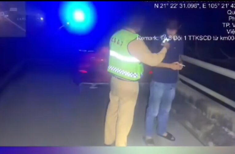 PHÚ THỌ:TÀI XẾ VỪA NGỦ GẬT, VỪA SAY XỈN – LĨNH PHẠT GẦN 50 TRIỆU ĐỒNG!