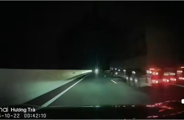 Clip xe con đi ngược chiều trên cao tốc Vân Đồn Móng Cái