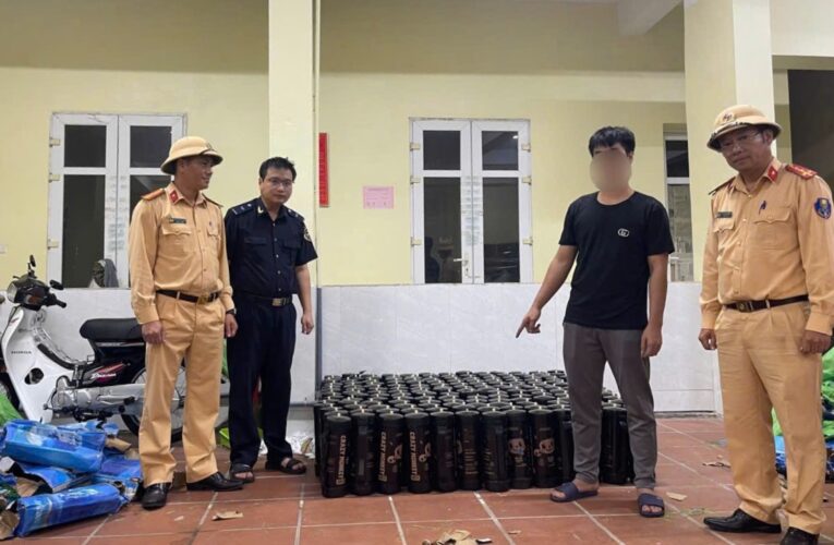 LIÊN TIẾP PHÁT HIỆN NHIỀU VỤ VẬN CHUYỂN TRÁI PHÉP “KHÍ CƯỜI” TRONG 5 NGÀY